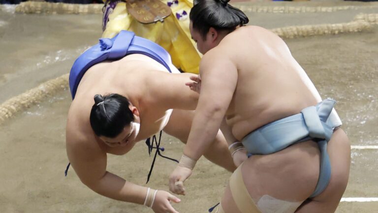 Onosato, en quête de promotion, améliore son score à 11-0
