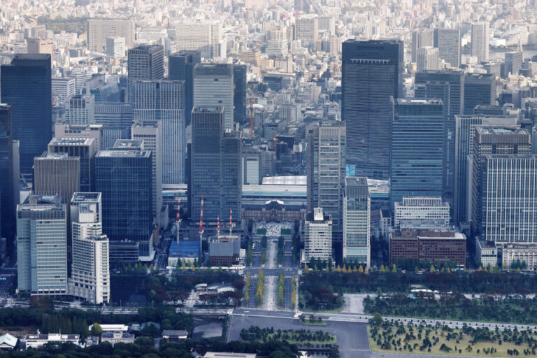 1 Japonais sur 4 investit dans des titres malgré les pressions du gouvernement (enquête)