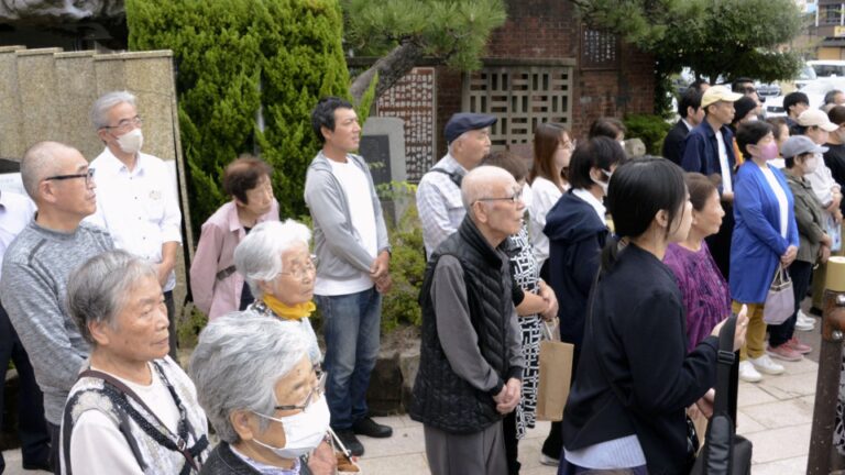 Les électeurs de Noto au Japon frappés par le séisme et la pluie appellent à l'aide pour la reconstruction