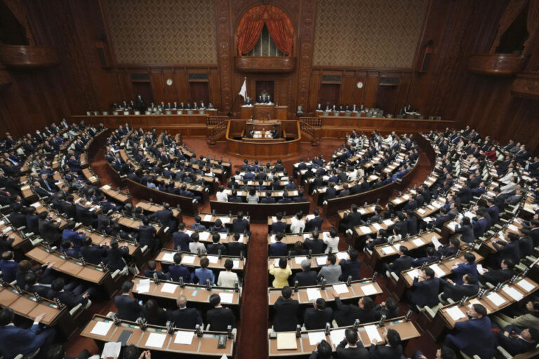La session Extra Diet commence avec le gouvernement minoritaire qui envisage le budget et les réformes