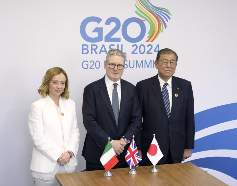 Le Japon, la Grande-Bretagne et l'Italie envisagent que l'Arabie Saoudite rejoigne le projet d'avion de combat
