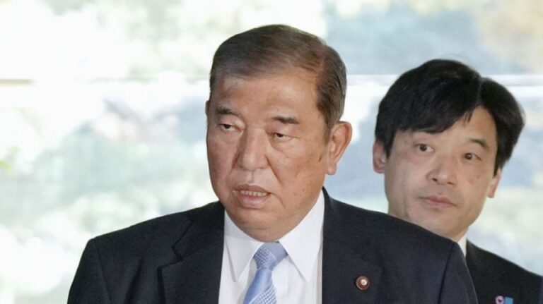 Le Premier ministre japonais passe un deuxième examen médical en cinq jours en raison de problèmes de santé