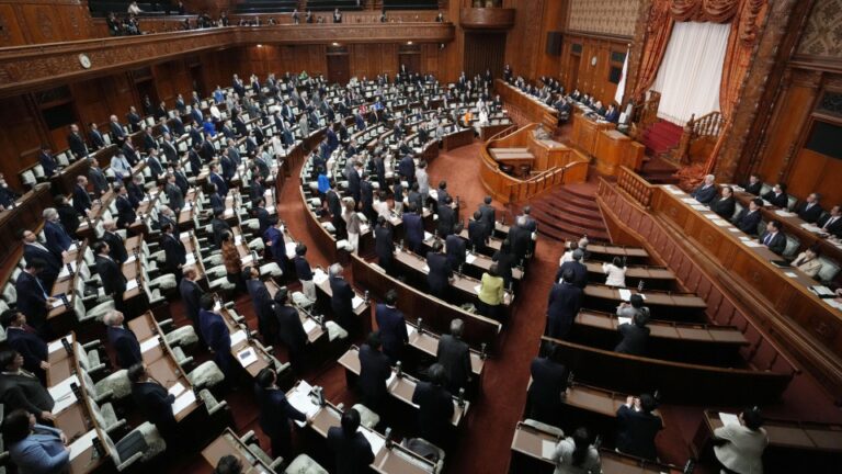 Le Japon promulgue 13,9 tril. yens budget supplémentaire pour le paquet économique