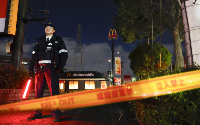 Un adolescent tué dans une attaque à l'arme blanche dans le sud-ouest du Japon, un homme en fuite