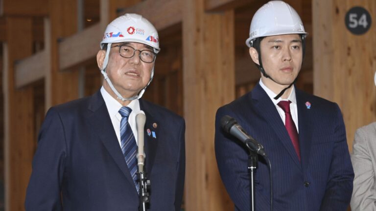 Le Premier ministre Ishiba promet le succès de l'Expo d'Osaka lors de sa première visite pour inspecter les progrès