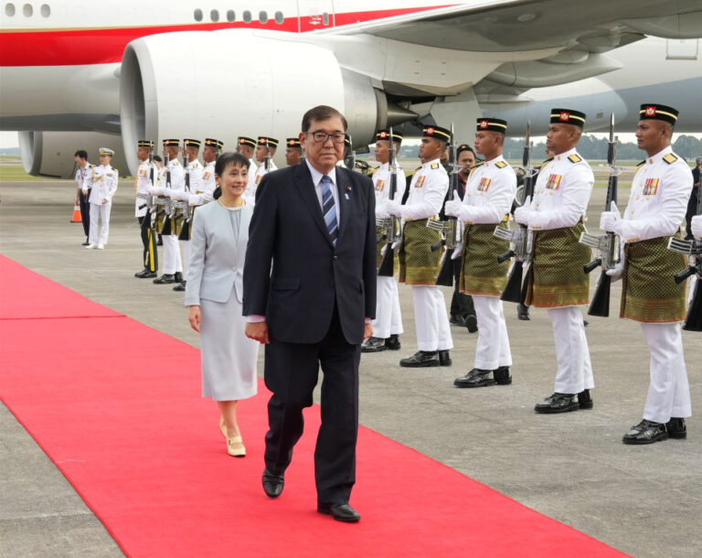 Le Premier ministre japonais se rend en Malaisie et en Indonésie pour des discussions au sommet