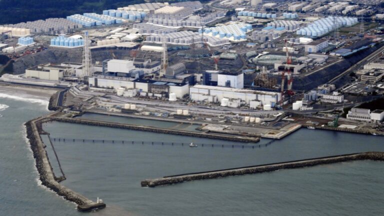 Les contraintes en Chine doivent continuer à surveiller l'eau près de l'usine de Fukushima