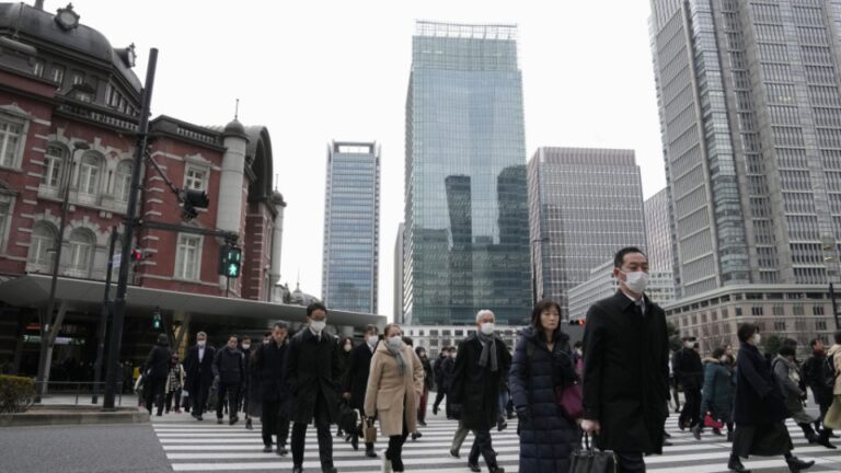 Les salaires réels du Japon diminuent de 1,8% en janvier, première baisse en 3 mois