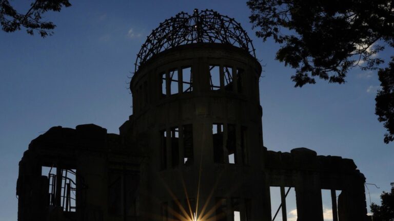 Trump invité à Hiroshima pour le 80e anniversaire du bombardement atomique