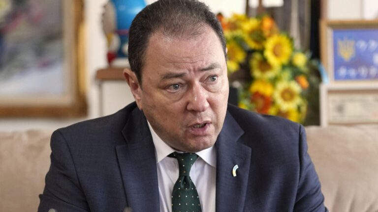 L'Ukraine a besoin de garanties de sécurité avant le cessez-le-feu: Envoyé au Japon