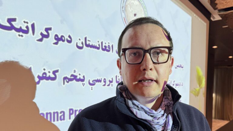 L'opposition afghane diffuse la déception de la rencontre du Japon-Taliban