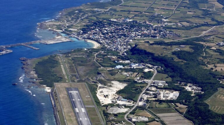 Le Japon élabore un plan pour évacuer 120 000 Islanders d'Okinawa près de Taïwan