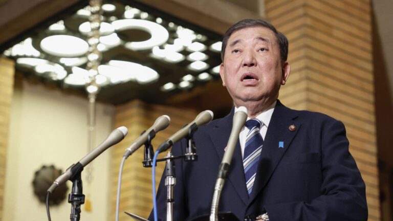 Ishiba du Japon est d'accord avec Trump pour continuer les discussions sur les tarifs américains