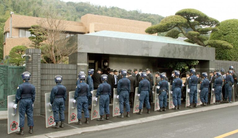 L'adhésion au Japon Yakuza atteint un record au milieu de la montée des groupes anonymes