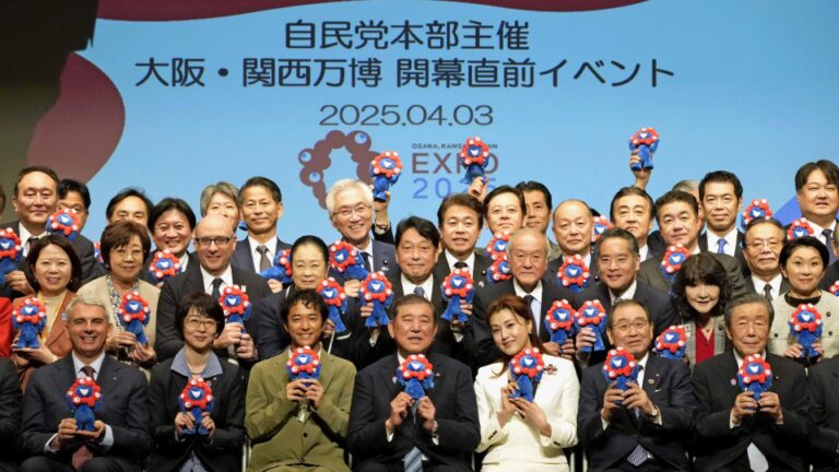 Le Japon PM a de grands espoirs pour Osaka Expo malgré peu d'intérêt public