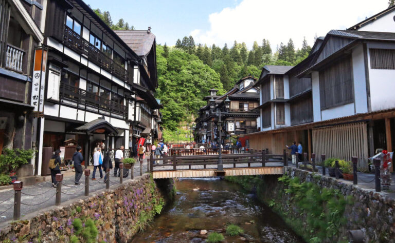 Le point chaud de «Spirited Away» limite les foules pour protéger le charme rétro