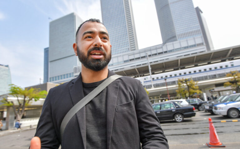 Focus: Les résidents du Japon avec des racines étrangères élevent des voix sur le profilage racial