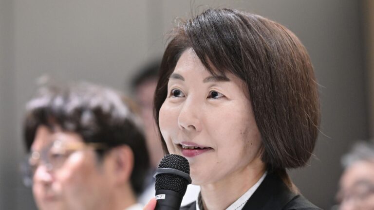Le jeu de société Shogi au Japon Ass'n a la première femme chef