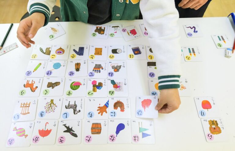 Gov't à utiliser l'IA pour aider à enseigner aux enfants des japonais aux racines étrangères