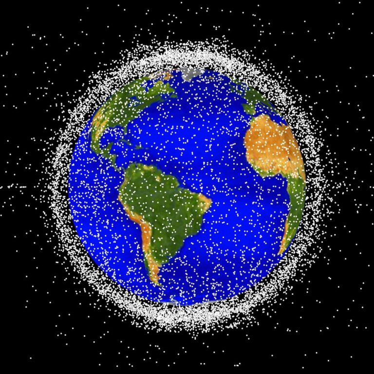 Le Japon cherche à créer des règles INT'L sur la suppression des débris spatiaux