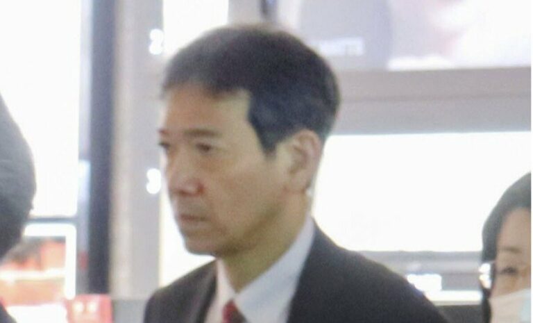 Le négociateur du Japon annule le voyage américain alors que les travaux sur les détails tarifaires se poursuivent