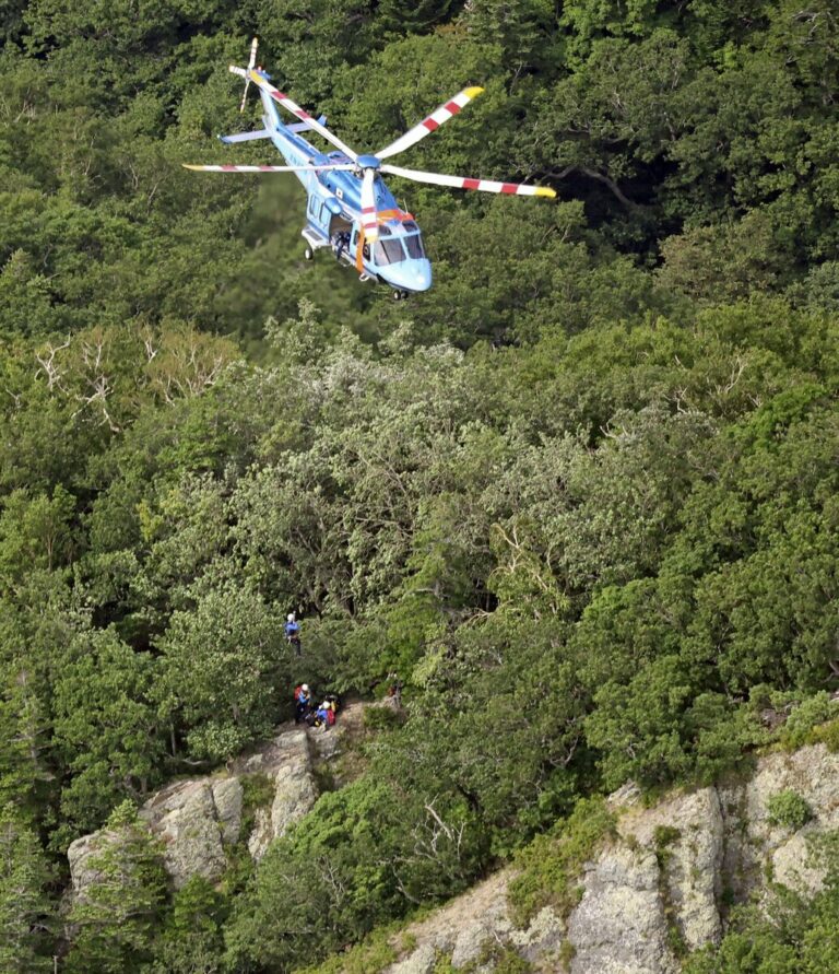 Un homme traîné par Brown Bear sur la montagne Hokkaido, toujours manquant