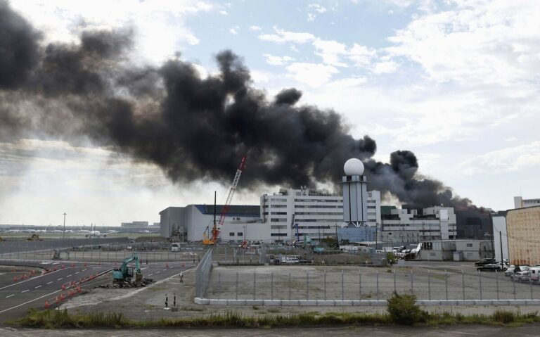Fire a signalé près de l'aéroport de Haneda à Tokyo, des vols non affectés