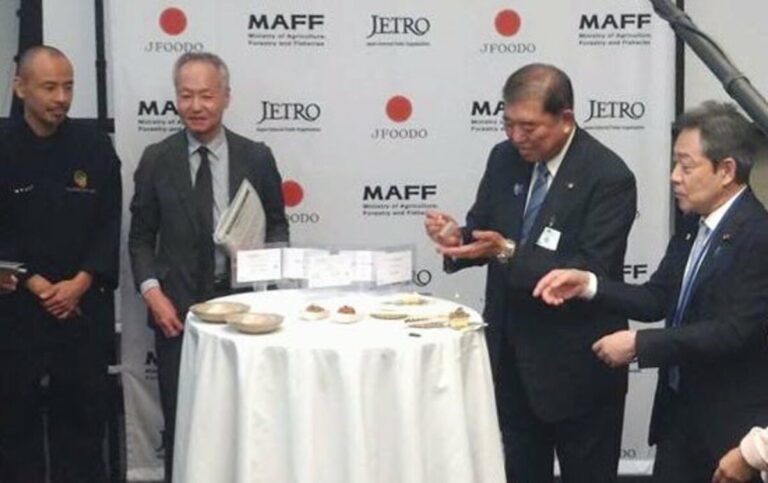 Le PM Ishiba vante de la nourriture japonaise à New York dans le but de stimuler les exportations