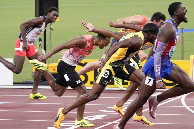 Muratake au Japon en larmes mais reconnaissantes après les obstacles à la médaille