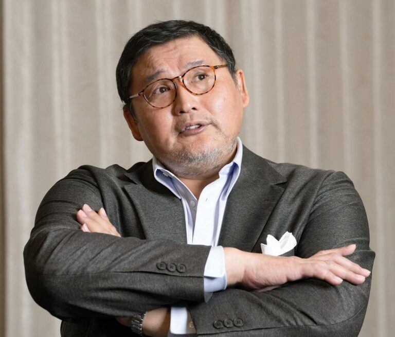 L'ex-yokozuna Takanohana prévoit la suprématie d'Onosato et partage ses leçons