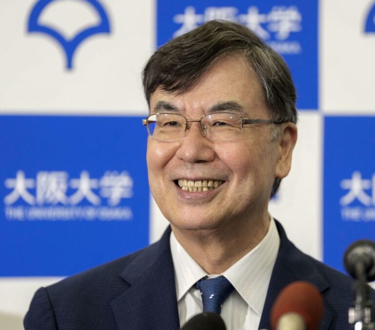 Le Japon Sakaguchi, 2 Américains partagent le prix Nobel de médecine