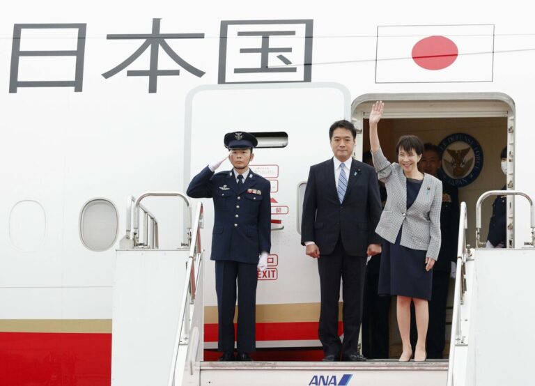 Le nouveau Premier ministre japonais Takaichi part pour les sommets de l'ASEAN en Malaisie