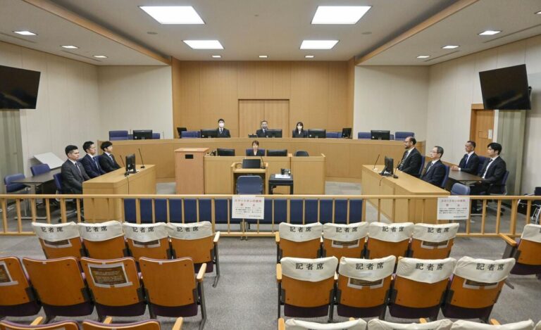 Le tireur de l'ancien Premier ministre Abe plaide coupable de meurtre au procès