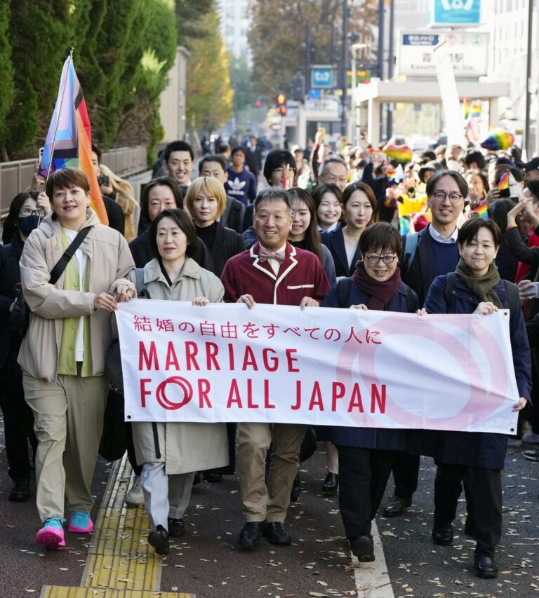 La Haute Cour japonaise déclare constitutionnelle l’interdiction du mariage homosexuel