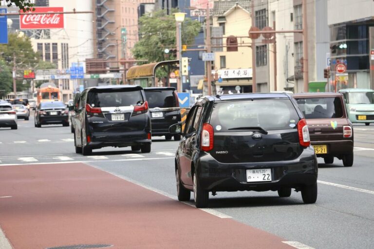 Le taux de réussite aux tests de conversion du permis de conduire baisse alors que le Japon renforce les tests