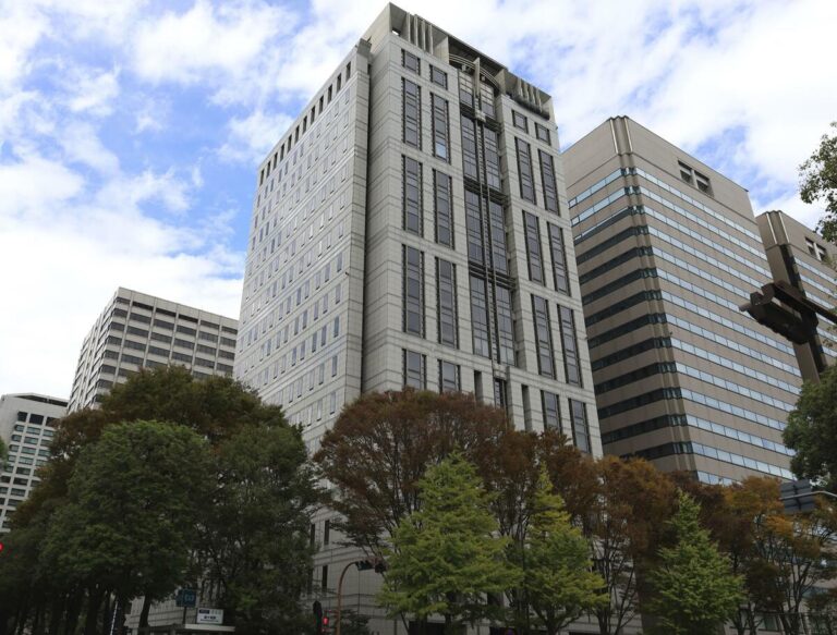 La moitié des tribunaux locaux du Japon comptent une avocate ou moins, selon un sondage