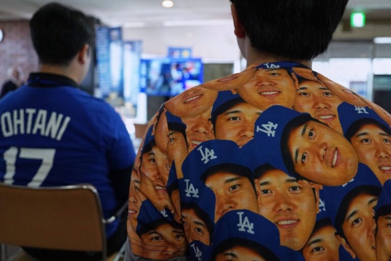 Ohtani et Yamamoto rendent le Japon fier d'aider les Dodgers à répéter leur titre de champions des World Series