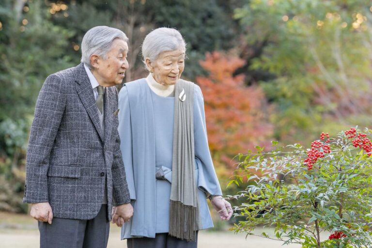 L'ancien empereur du Japon Akihito fête ses 92 ans