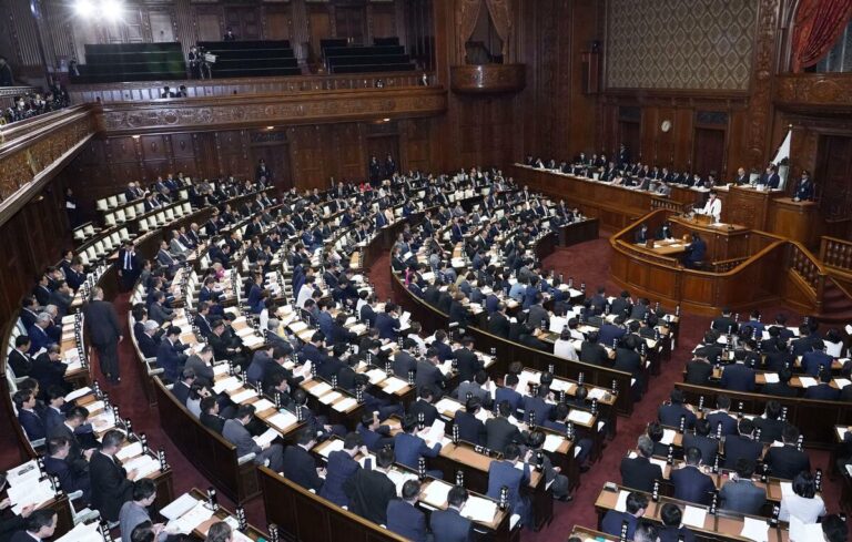 Le bloc au pouvoir au Japon accepte de supprimer les circonscriptions uninominales à la Chambre basse