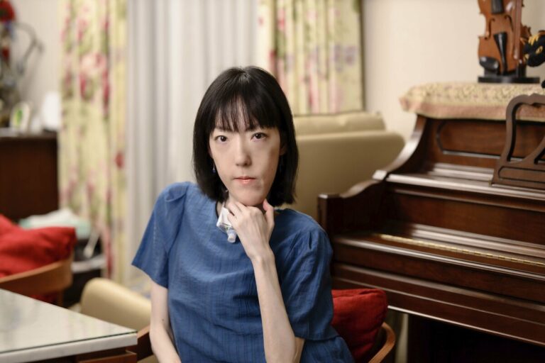 Le premier auteur Saou Ichikawa se fait connaître dans le monde entier avec « Le Bossu »