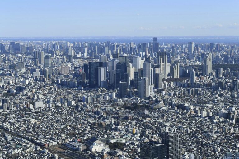 Les prévisions de croissance du Japon pour l'exercice 2025 sont révisées à la hausse à 1,1 % en fonction de la consommation et de l'investissement