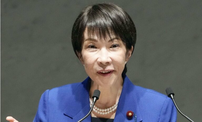 Takaichi exhorte le lobby des affaires à accepter des augmentations de salaires supérieures à l'inflation en 2026