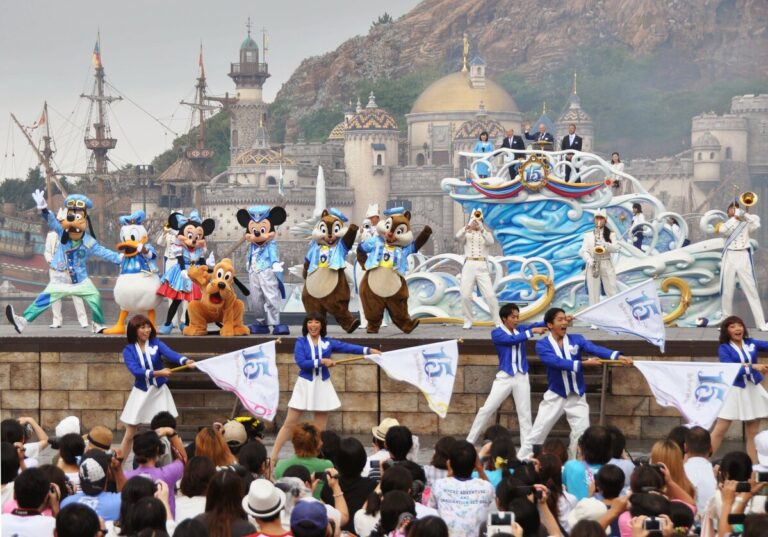 Un homme arrêté pour avoir brandi un couteau à l'hôtel DisneySea de Tokyo