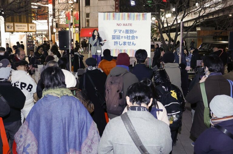Un groupe civique se mobilise contre la rhétorique anti-étrangers avant les élections au Japon