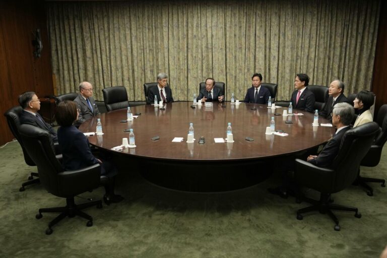 La BoJ devrait relever ses taux « sans manquer de timing »