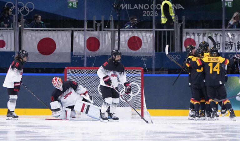La défaite du Japon face à l'Allemagne laisse les espoirs en hockey sur glace en équilibre
