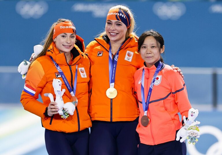 La patineuse de vitesse Takagi remporte le bronze au 1000 m féminin à Milan
