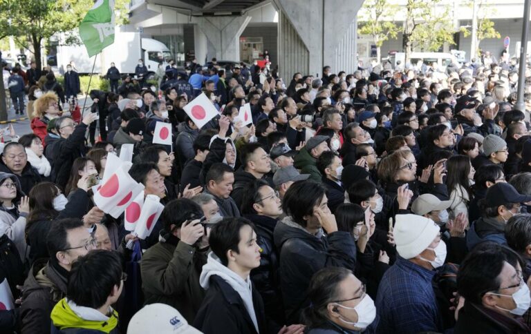 La question des étrangers est au centre de l'attention alors que les partis se précipitent pour apaiser les inquiétudes des électeurs japonais