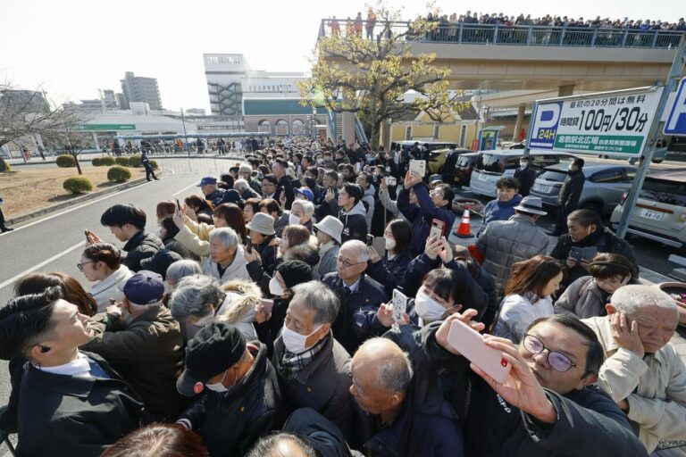 Le PLD au pouvoir au Japon devrait remporter la majorité à la Chambre basse, selon un sondage Kyodo