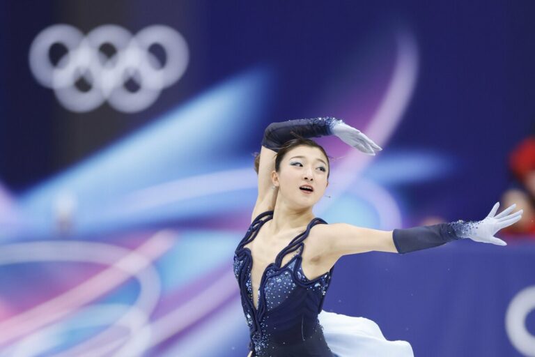 Le duo de champions du monde et Sakamoto donne un bon départ aux patineurs artistiques japonais